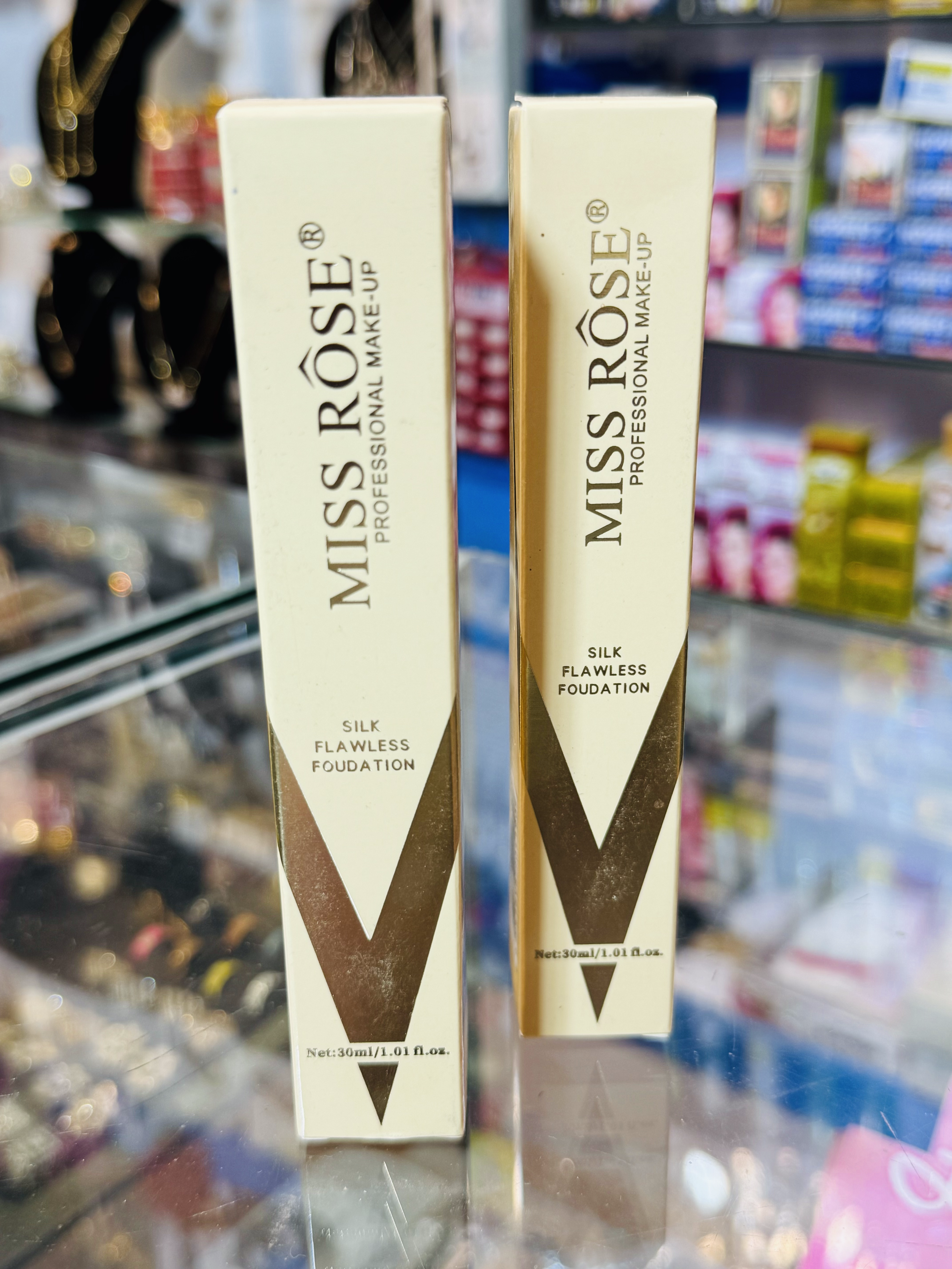 Miss rose  silk flawless foundation